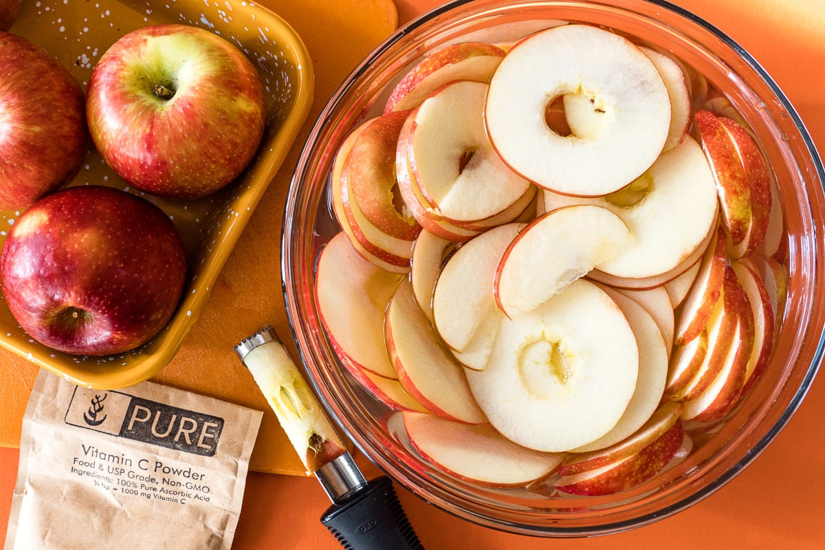 Sliced apples in a bowl