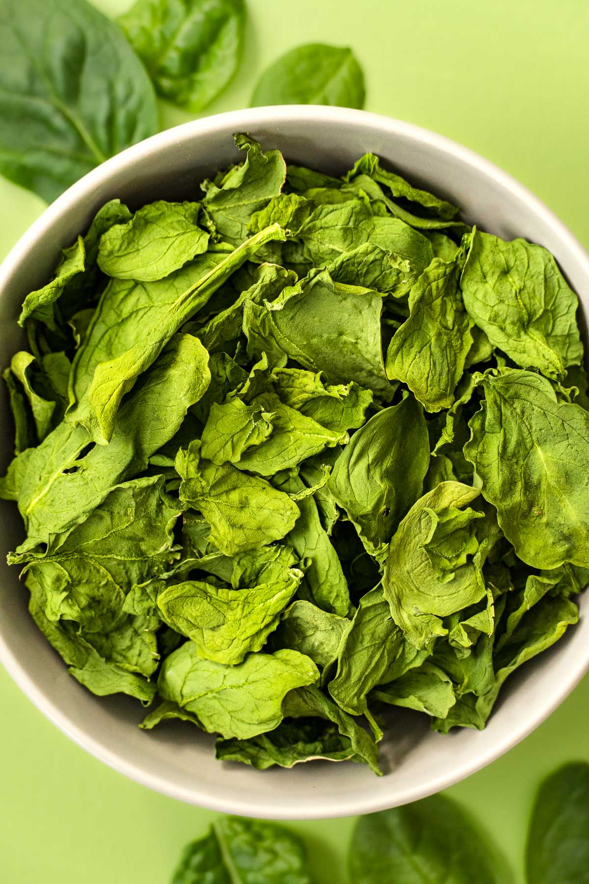 Dried spinach in a bowl