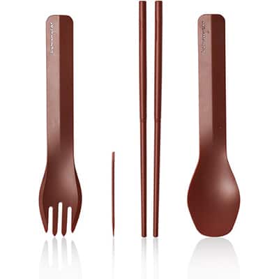 Red utensils