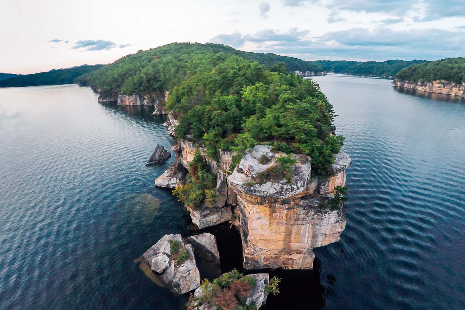 Long point in Summersville lake