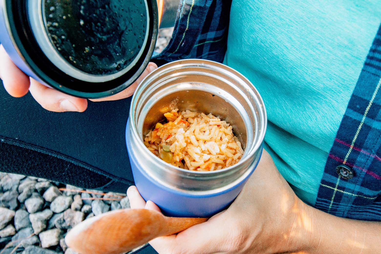 Make an opening a food jar reveal Thai curry rice