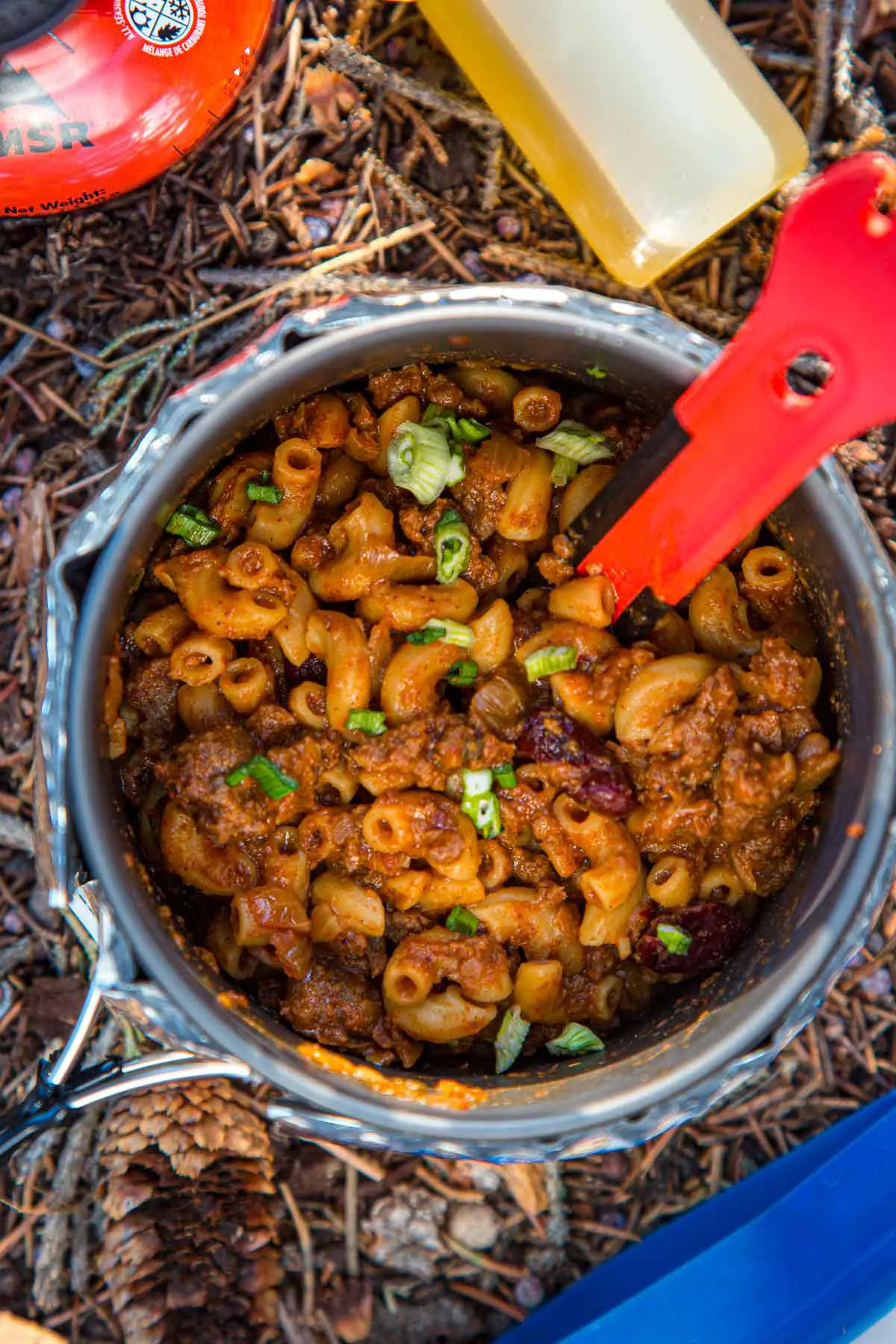 A pot full of backpacking chili mac.