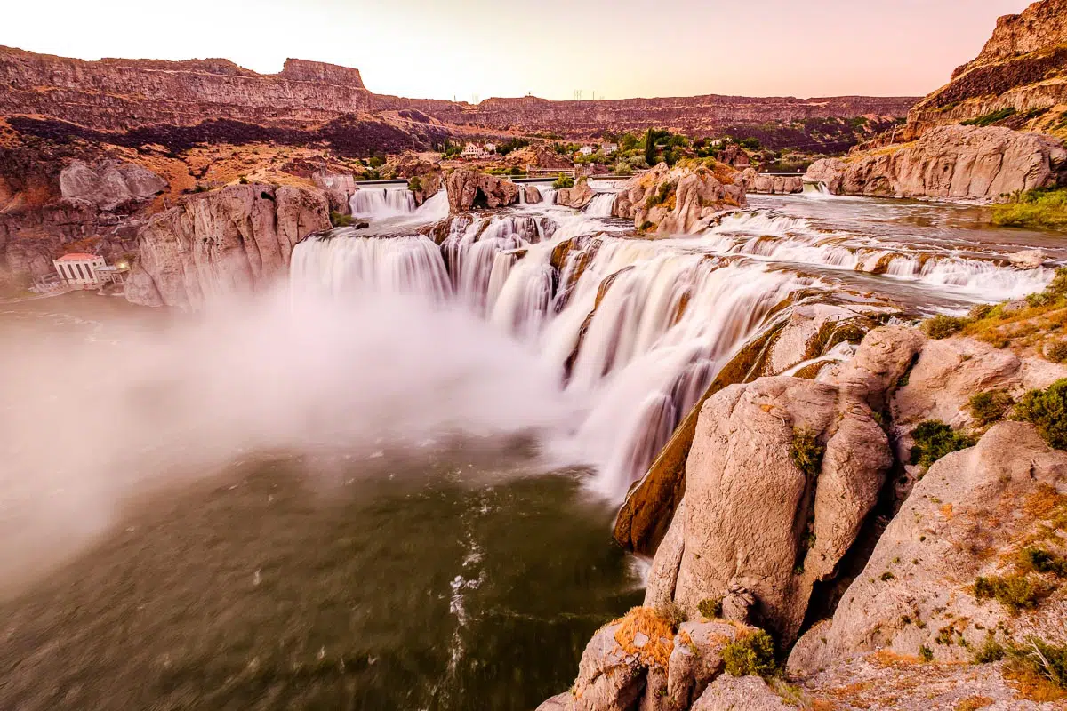 Shoshone Falls at sunset